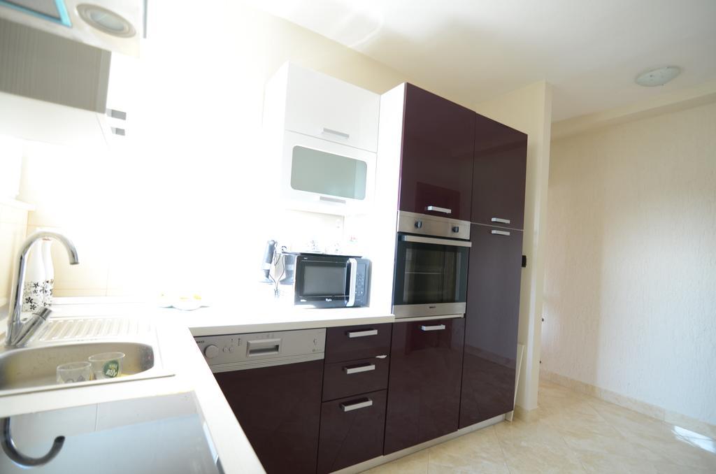Apartment Emi Sukošan Exteriér fotografie