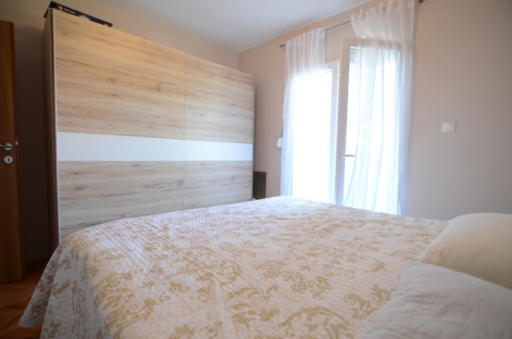 Apartment Emi Sukošan Exteriér fotografie