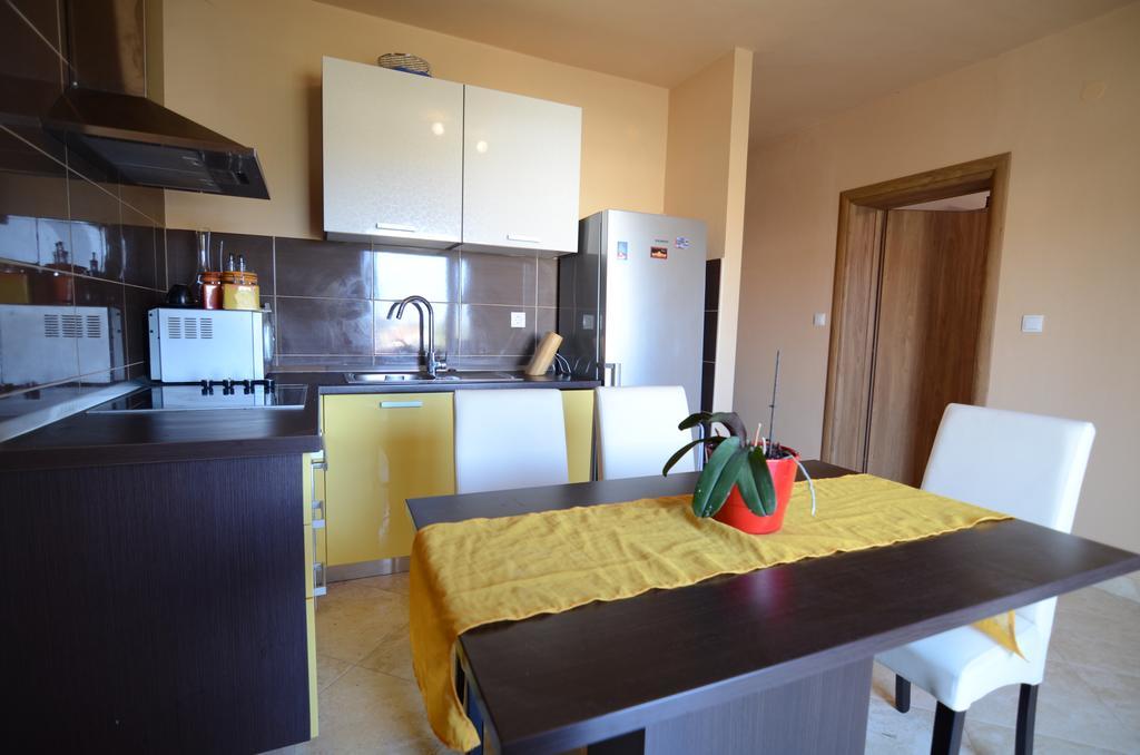 Apartment Emi Sukošan Exteriér fotografie